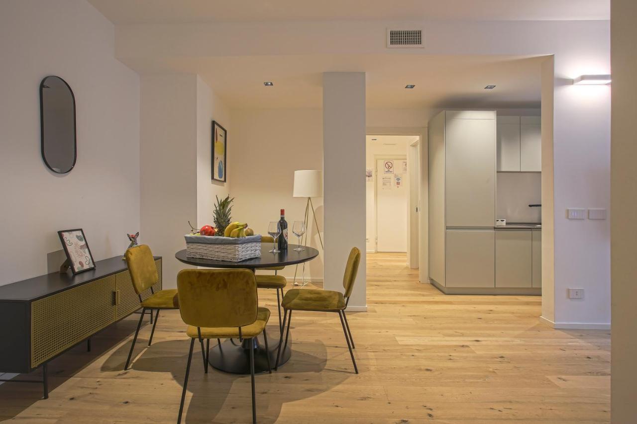 Milan Chic Luxury Apartments-Hosted By Sweetstay Eksteriør bilde
