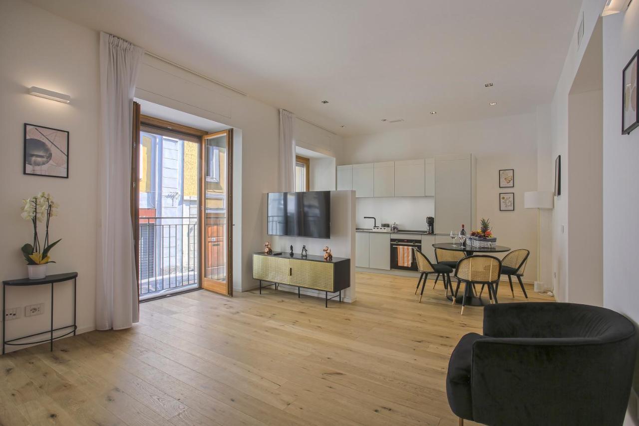 Milan Chic Luxury Apartments-Hosted By Sweetstay Eksteriør bilde