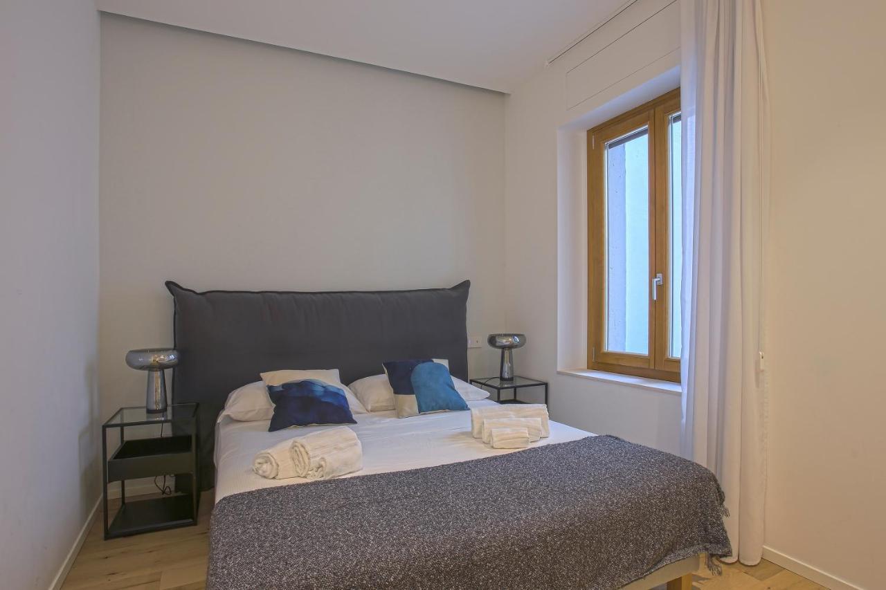 Milan Chic Luxury Apartments-Hosted By Sweetstay Eksteriør bilde